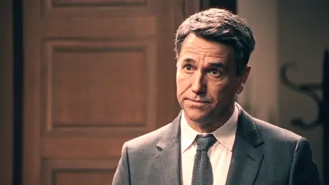 Gabriel culmina su venganza convirtiéndose en el director de la fábrica: “He aceptado con condiciones” Gabriel culmina su venganza convirtiéndose en el director de la fábrica: “He aceptado con condiciones”