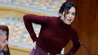 Ayuso carga contra el Gobierno y sus 