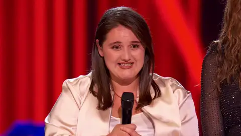 La Cangreja enamora a los coaches con su actuación: "Es una lección para todos nosotros" La Cangreja enamora a los coaches con su actuación: "Es una lección para todos nosotros"