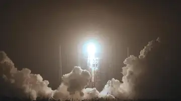 Momento del lanzamiento de un cargero espacial chino, en una imagen de archivo Momento del lanzamiento de un cargero espacial chino, en una imagen de archivo