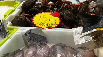 Imagen de marisco en una pescadería Imagen de marisco en una pescadería