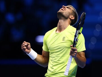 Carlos Alcaraz celebra una victoria en las Nitto ATP Finals 2025