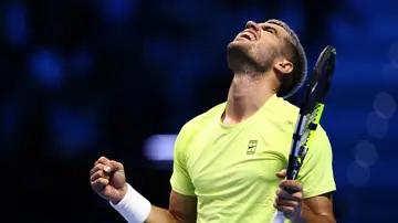 Carlos Alcaraz celebra una victoria en las Nitto ATP Finals 2025 Carlos Alcaraz celebra una victoria en las Nitto ATP Finals 2025