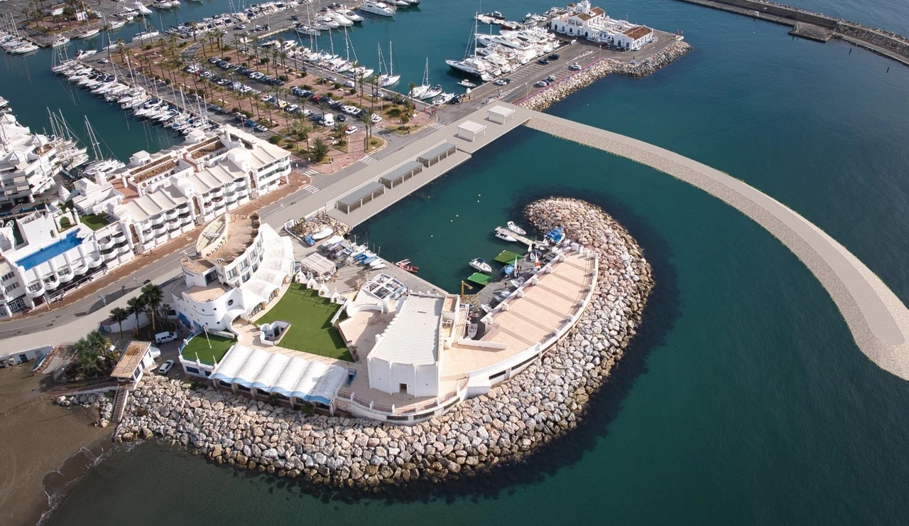Imagen del puerto deportivo de Benalmádena