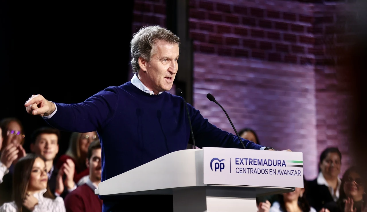 Imagen del líder del PP, Alberto Núñez Feijóo, en un acto en Lobón