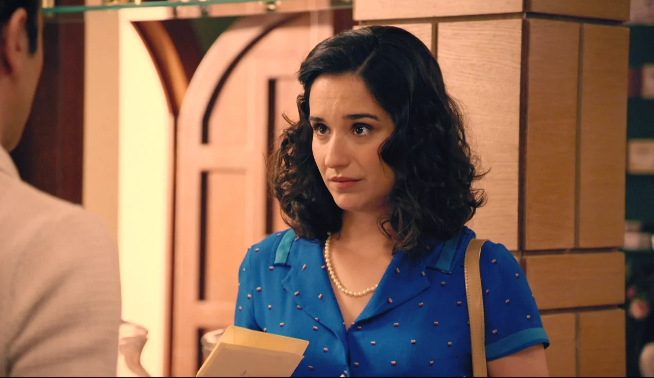 Beltrán invita a Cristina a su boda y ella se queda completamente descolocada