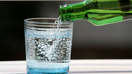 Agua con gas