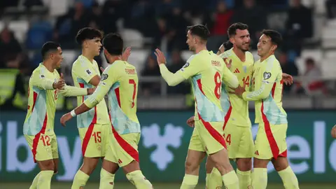 Los jugadores de España celebran un gol ante Georgia en Tiflis Los jugadores de España celebran un gol ante Georgia en Tiflis