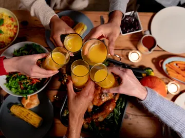 Desayuno con zumo de naranja Desayuno con zumo de naranja