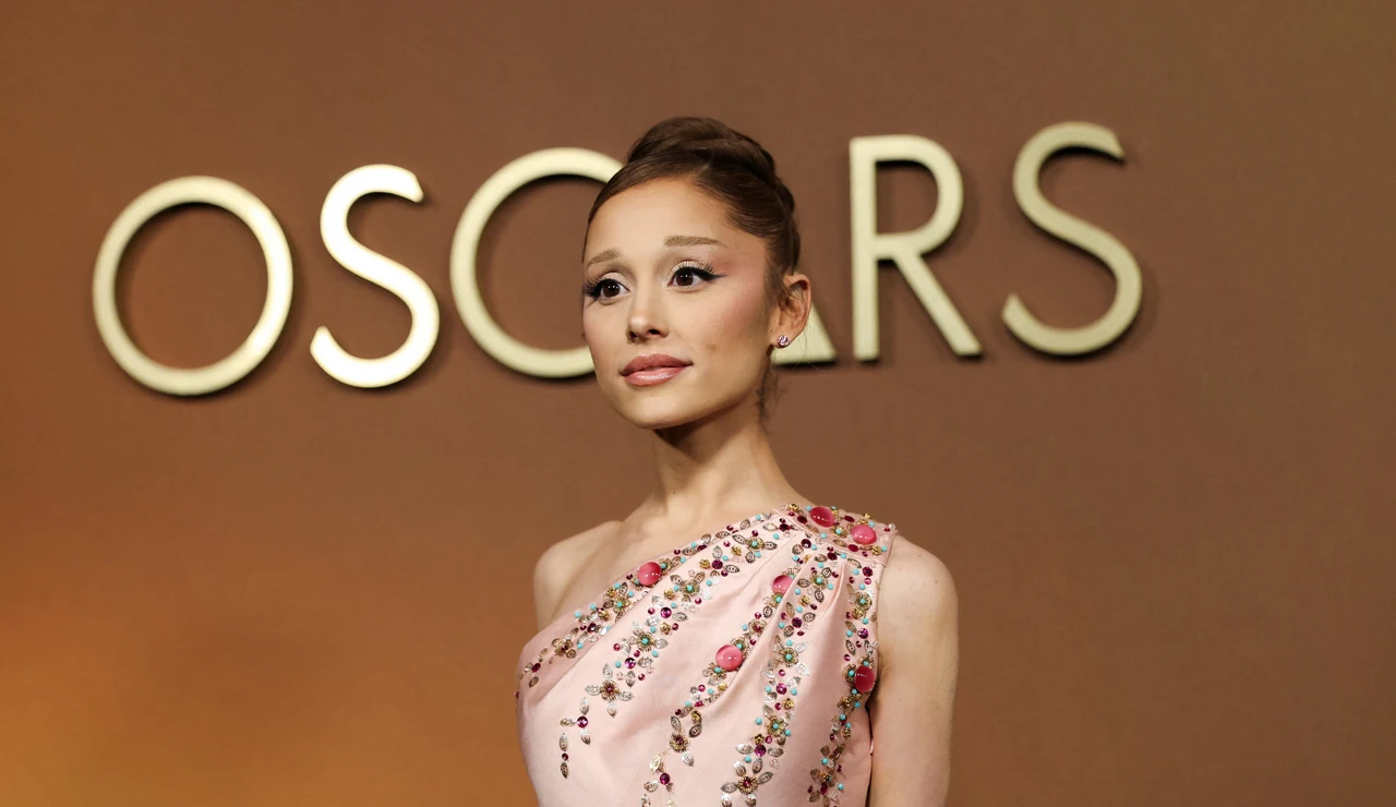 Ariana Grande en los Governors Awards