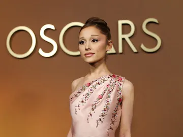 Ariana Grande en los Governors Awards Ariana Grande en los Governors Awards