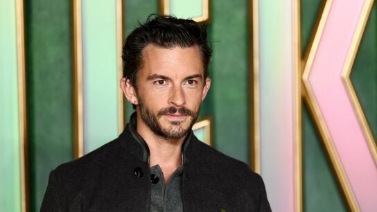 Jonathan Bailey en la premiere de Wicked
