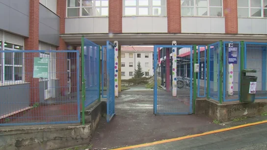 La docente se encuentra actualmente de baja y se le ha ofrecido ayuda psicológica La docente se encuentra actualmente de baja y se le ha ofrecido ayuda psicológica