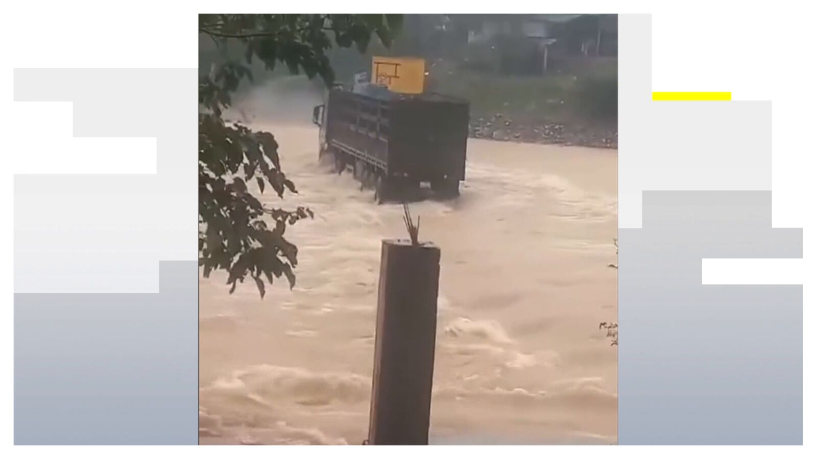 Al menos 7 muertos en las fuertes inundaciones que azotan Vietnam 