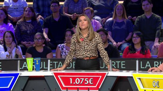 Asun protagoniza una jugada maestra en La ruleta de la suerte