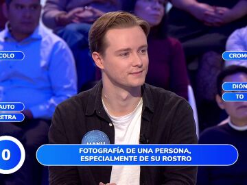 El lío de Manu con la fotografía: atascado por una respuesta en Palabras Cruzadas