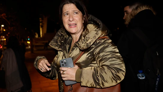 Leire Díez abandona sede judicial. Leire Díez abandona sede judicial.