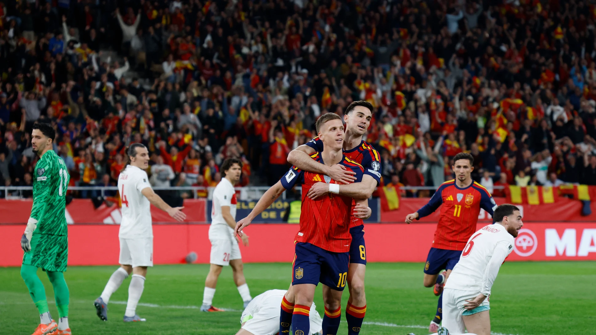 Dani Olmo celebra su gol ante Turquía en La Cartuja Dani Olmo celebra su gol ante Turquía en La Cartuja