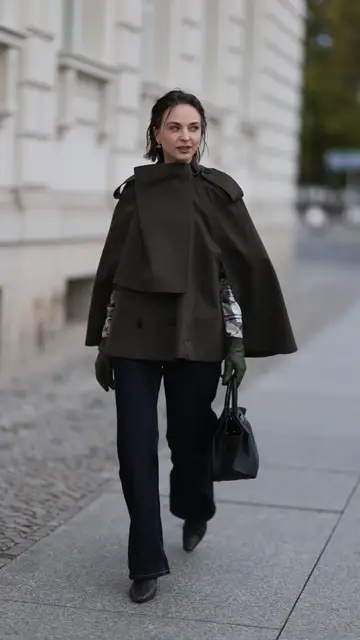 Abrigo con capa Abrigo con capa