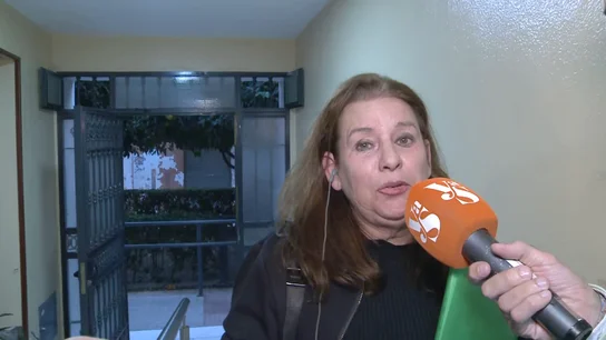 La cuidadora de su tío se atrinchera en casa tras su muerte: "El día que murió, se encerró en el piso y cambió la cerradura" La cuidadora de su tío se atrinchera en casa tras su muerte: "El día que murió, se encerró en el piso y cambió la cerradura"