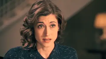 Andrés sigue sospechando de Gabriel, pero Marta defiende a su primo a capa y espada: “Es de la familia” Andrés sigue sospechando de Gabriel, pero Marta defiende a su primo a capa y espada: “Es de la familia”