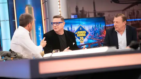 La surrealista anécdota de Jorge Cadaval en un váter con chorro en Japón: "Eso te coge y te saca las tripas" La surrealista anécdota de Jorge Cadaval en un váter con chorro en Japón: "Eso te coge y te saca las tripas"