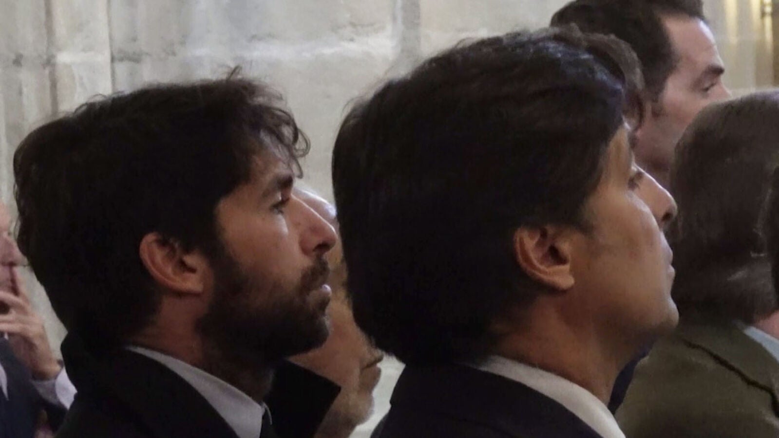 Fran y Cayetano Rivera, juntos en el funeral de Álvaro Domecq Romero: los hermanos, muy unidos tras el accidente