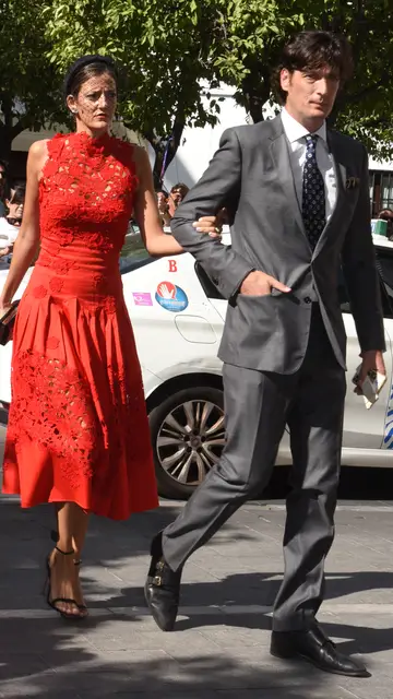 Luis Medina y Clara Caruana en la boda de Victoria de Hohenlohe y Maxime Corneille Luis Medina y Clara Caruana en la boda de Victoria de Hohenlohe y Maxime Corneille