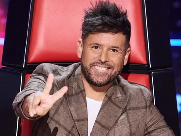 El equipo de Pablo López emociona al público: Nia y Ferrán alcanzan los Directos de La Voz El equipo de Pablo López emociona al público: Nia y Ferrán alcanzan los Directos de La Voz