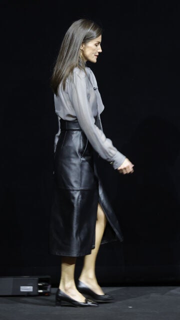 La reina Letizia con look de Hugo Boss