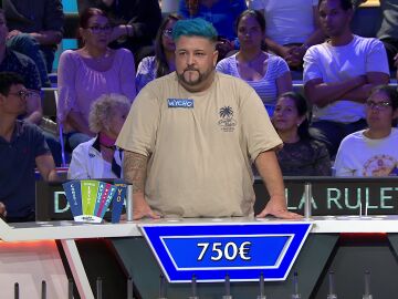 Wycho se beneficia de la jugada de Alicia en La ruleta de la suerte