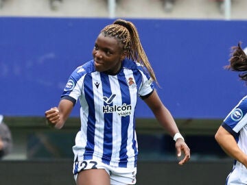 Edna Imade durante un partido con la Real Sociedad Edna Imade durante un partido con la Real Sociedad