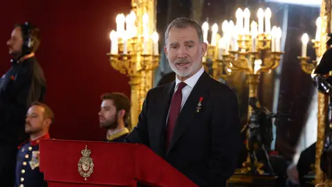El rey Felipe en el acto por el 50 aniversario de la restauración de la monarquía tras la dictadura franquista El rey Felipe en el acto por el 50 aniversario de la restauración de la monarquía tras la dictadura franquista