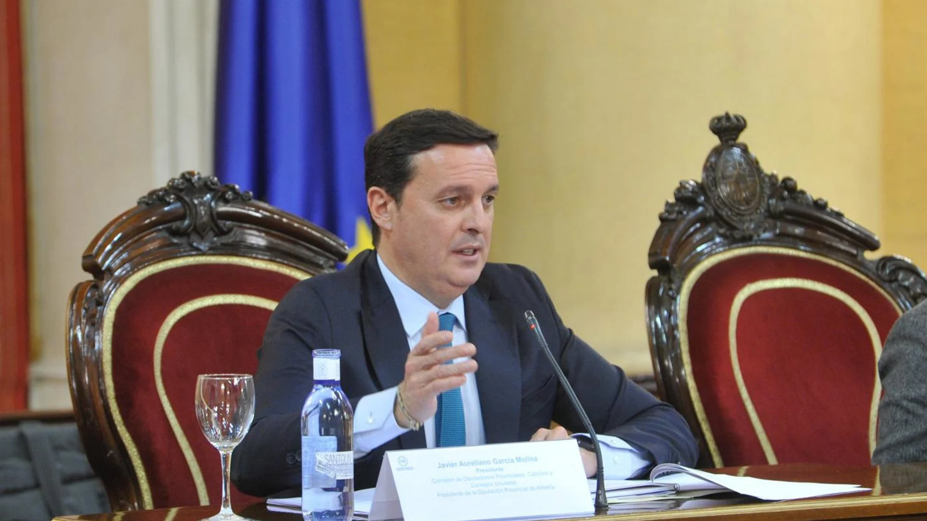 Javier Aureliano García renuncia como presidente de la Diputación tras su detención por el caso Mascarillas Javier Aureliano García renuncia como presidente de la Diputación tras su detención por el caso Mascarillas