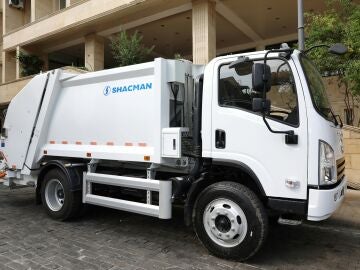 Imagen de un camión de basura 