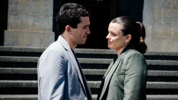 Jaime Lorente y Adriana Torrebejano en Coartadas