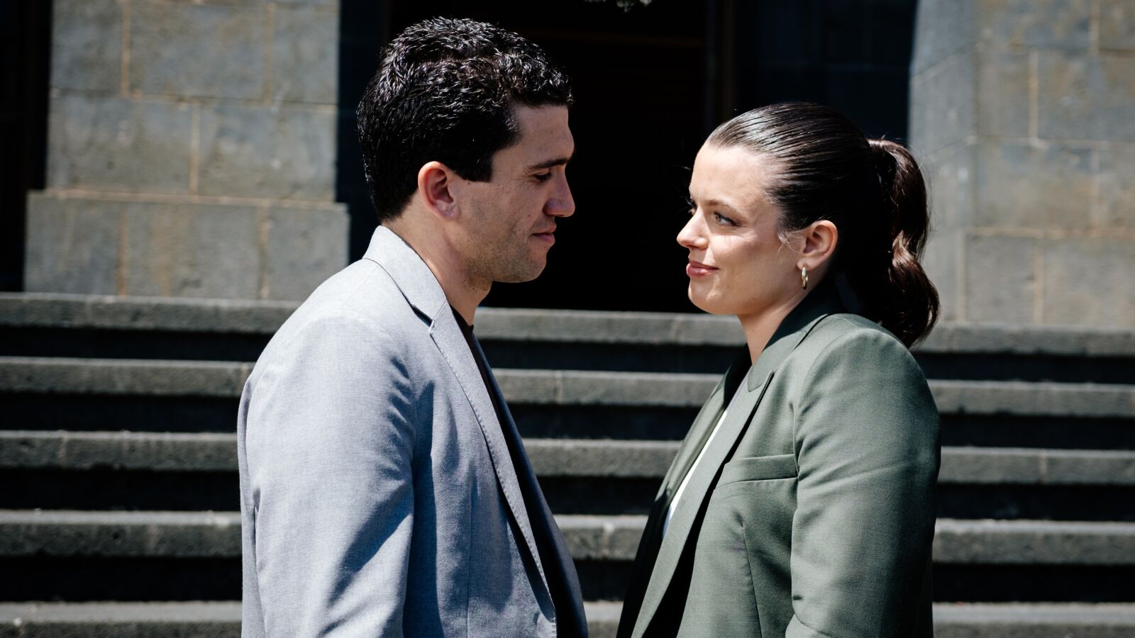 Estrenos de cine del 28 de noviembre: No hay excusas para Coartadas, la comedia de Atresmedia Cine con Jaime Lorente y Adriana Torrebejano