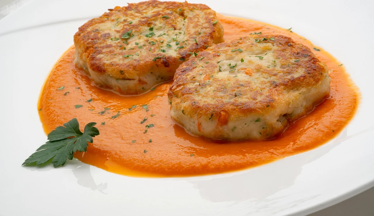 ¡Perfecta para los más pequeños! Receta de hamburguesa de alubia blanca con salsa de tomate, de Joseba Arguiñano