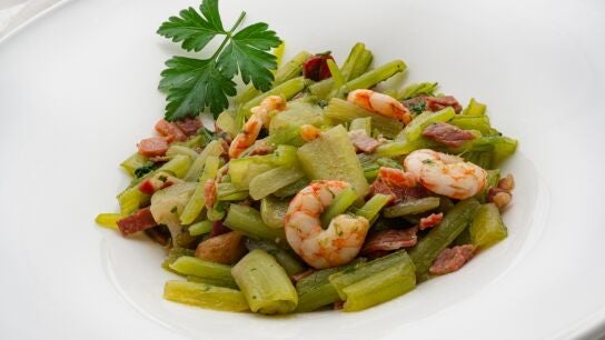 Karlos Argui&ntilde;ano: "Receta de borraja salteada mar y monta&ntilde;a, al gusto de los mejores paladares"