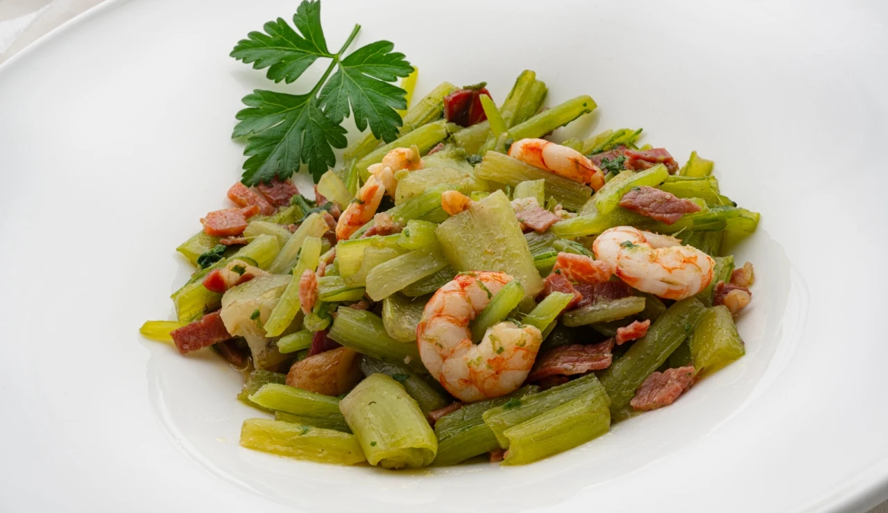 Karlos Arguiñano: "Receta de borraja salteada mar y montaña, al gusto de los mejores paladares"