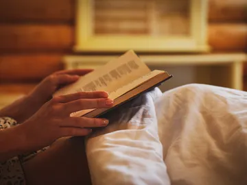 ¿Cómo afecta leer antes de dormir en el descanso? ¿Cómo afecta leer antes de dormir en el descanso?