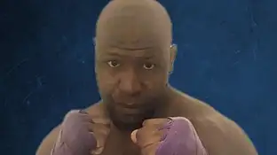 El luchador de MMA Isaac Johnson El luchador de MMA Isaac Johnson