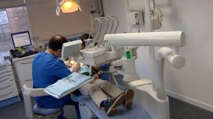 Cl&iacute;nica dental en Alzira