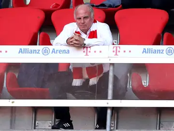 Fotografía de archivo del presidente de honor del Bayern Múnich, Uli Hoeness Fotografía de archivo del presidente de honor del Bayern Múnich, Uli Hoeness