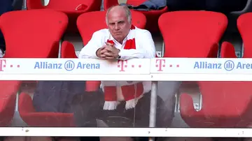 Fotografía de archivo del presidente de honor del Bayern Múnich, Uli Hoeness Fotografía de archivo del presidente de honor del Bayern Múnich, Uli Hoeness