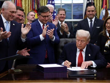 Trump lanza la "Misión Génesis", que busca impulsar descubrimientos científicos con Inteligencia Artificial Trump lanza la "Misión Génesis", que busca impulsar descubrimientos científicos con Inteligencia Artificial