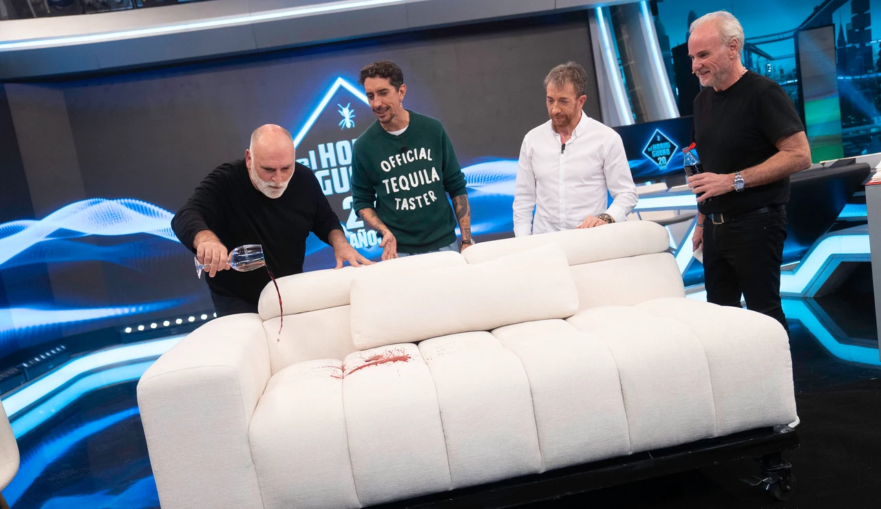 ¡Adiós a las manchas! Marron sorprende a José Andrés con este revolucionario producto hidrofóbico