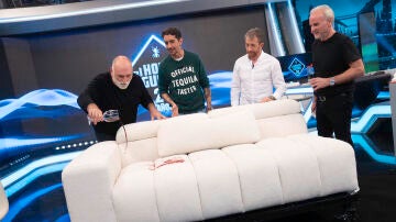 ¡Adiós a las manchas! Marron sorprende a José Andrés con este revolucionario producto hidrofóbico ¡Adiós a las manchas! Marron sorprende a José Andrés con este revolucionario producto hidrofóbico