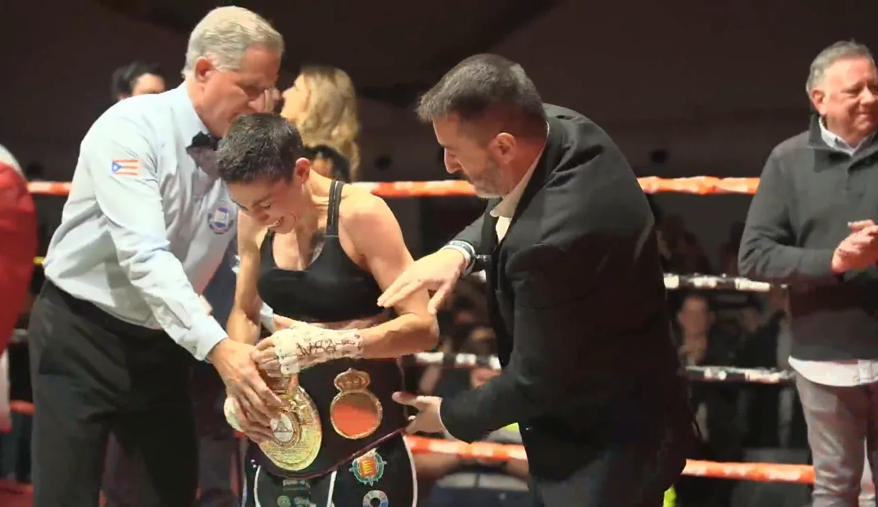 Isabel Rivero, campeona mundial del peso átomo