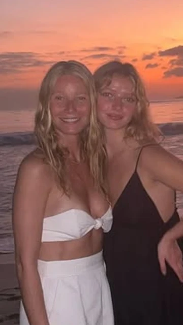 Gwyneth Paltrow y su hija Apple Martin en la playa Gwyneth Paltrow y su hija Apple Martin en la playa